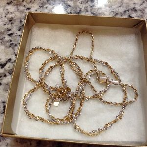 Vintage 2 tone necklace and bracelet set.